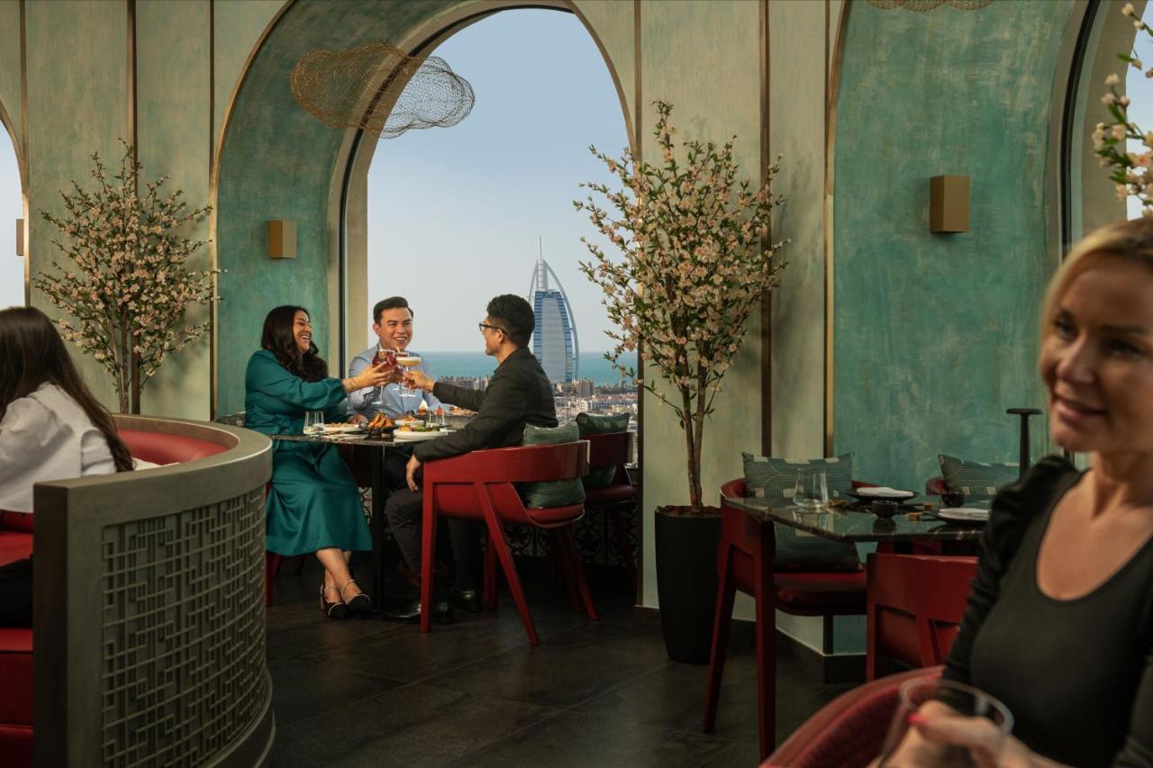 迪拜阿联酋购物中心喜来登酒店 外观 照片 Interior of the restaurant